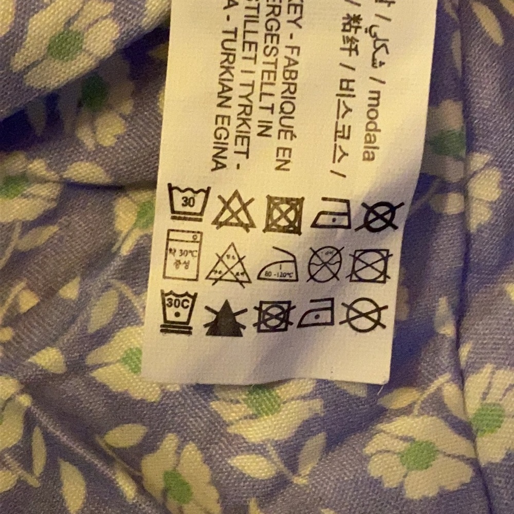 Zara Blue Floral Ruffle Top - Picture 8 of 8